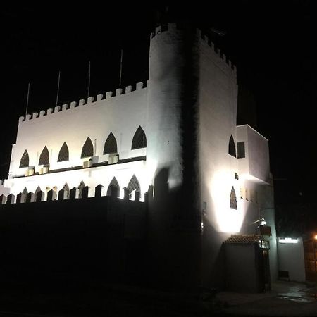 Hostal El Castillo Alcalá de Guadaira Kültér fotó