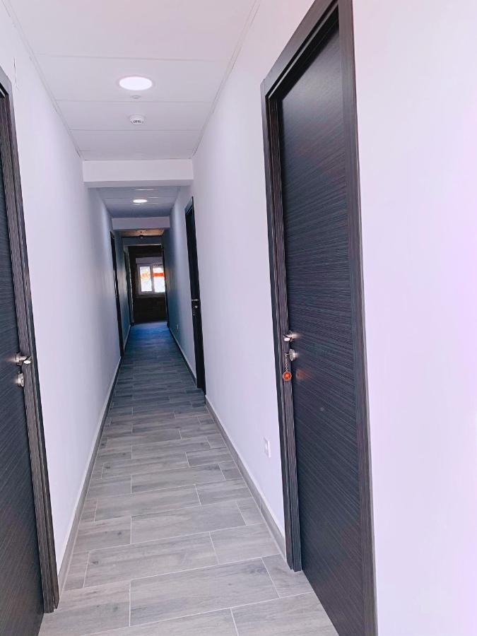 Hostal El Castillo Alcalá de Guadaira Kültér fotó